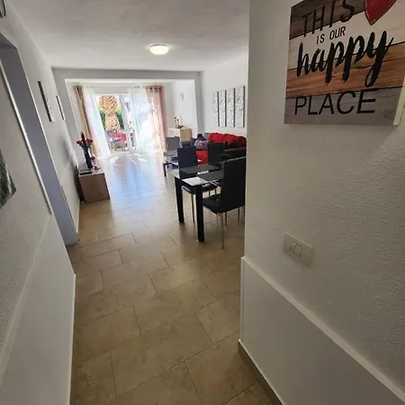 Apartment Golf & Ocean Breeze *